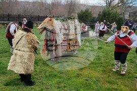 Село Кошов - Джамал - маскарадна игра