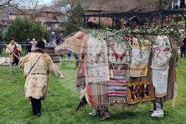 Село Кошов - Джамал - маскарадна игра