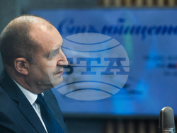 Снимка: Прессекретариат - Румен Радев пред Дарик радио.