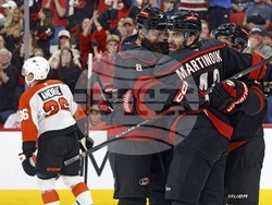 Flyers Hurricanes Hockey
