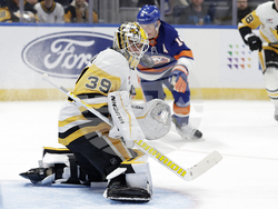 Penguins Islanders Hockey