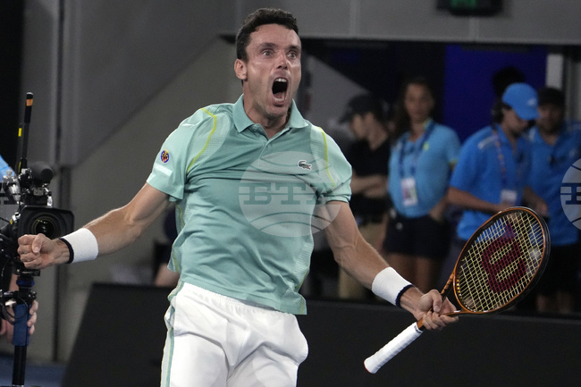 Франция и Испания започнаха с победи на "Хопман Къп"