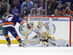 Penguins Islanders Hockey