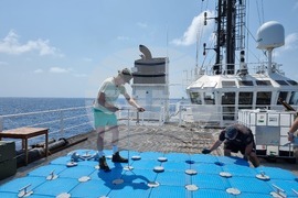 Ден 26 - кораб - Св. св. Кирил и Методий - НИК 421 - Антарктида - понтонен сал