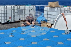 Ден 26 - кораб - Св. св. Кирил и Методий - НИК 421 - Антарктида - понтонен сал