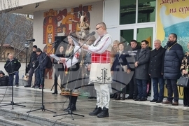Брезник - маскараден фестивал "Сурова"
