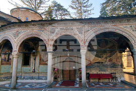 Село Орешак - Троянски манастир - панихида