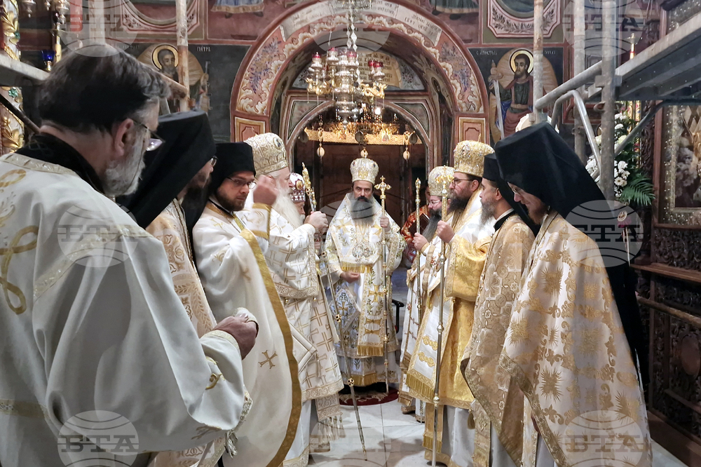 Село Орешак - Троянски манастир - панихида