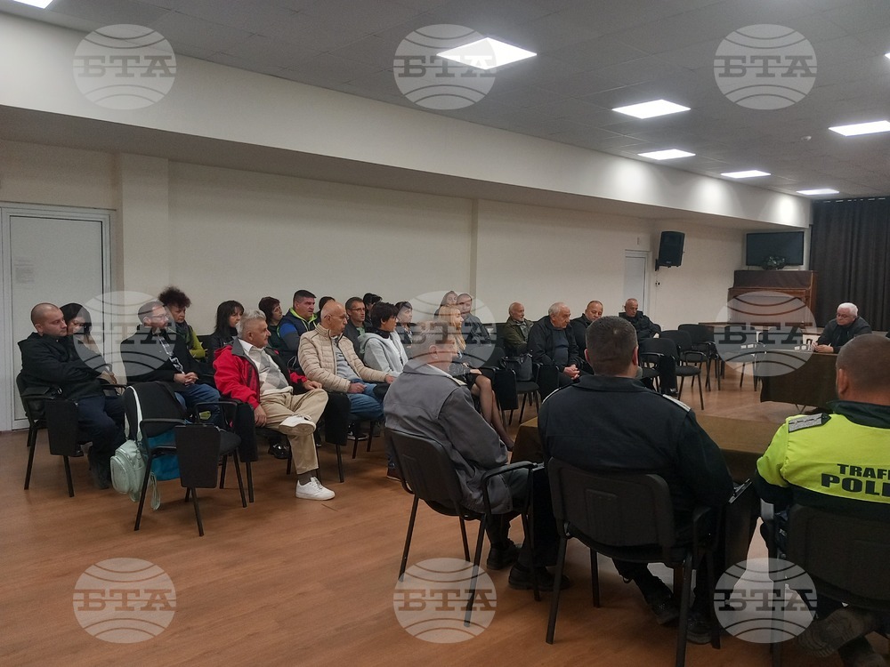 Обществено обсъждане за промяна на движението и въвеждане на синя зона се състоя в Белоградчик