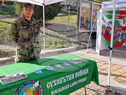Шумен - „Сухопътни войски - ние сме там, където има нужда от нас“ - изложба
