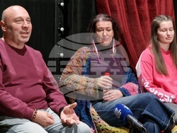 Шумен - „Пълнолудие - отложен живот” - театър