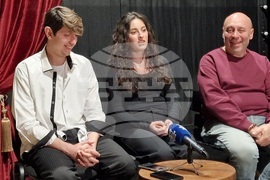 Шумен - „Пълнолудие - отложен живот” - театър