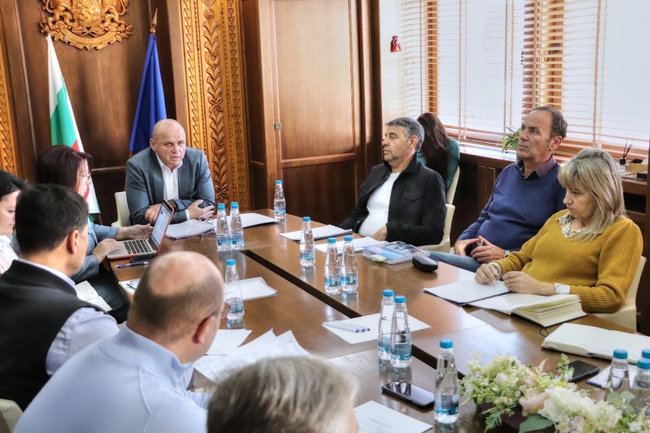 Община Банско: Първа среща на Консултативния съвет по образованието