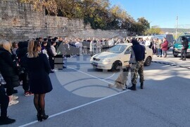 Шумен - полиция - ученици - демонстрация