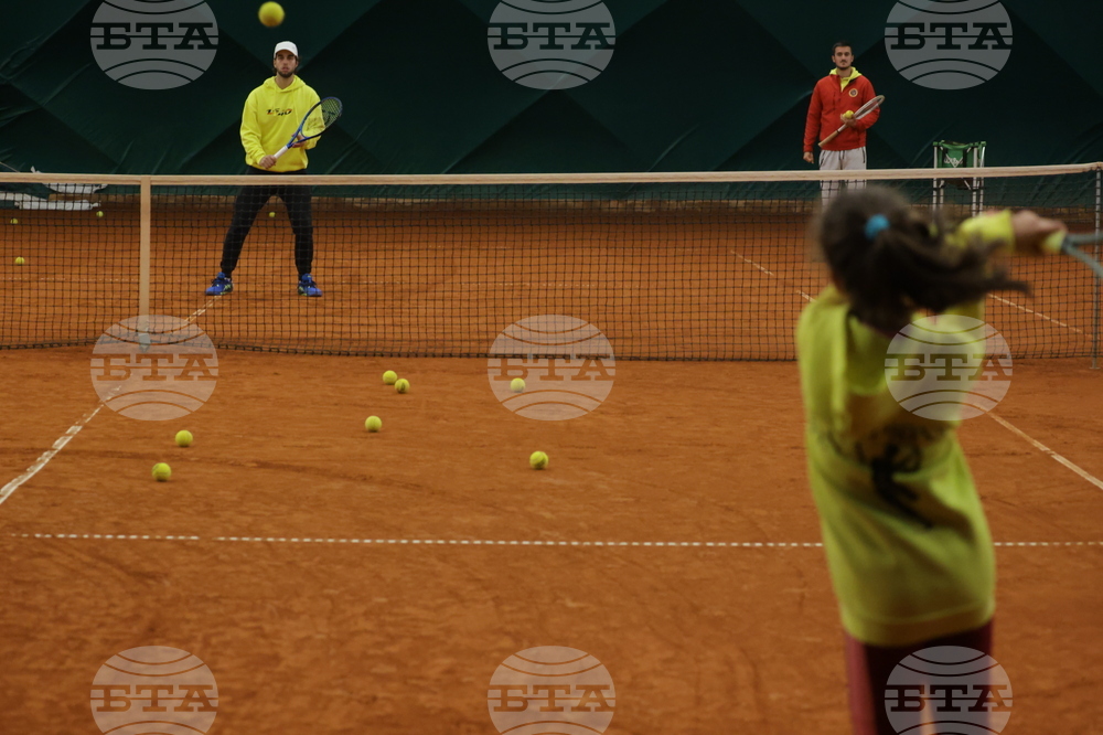 Тенис - Адриан Андреев - открит урок