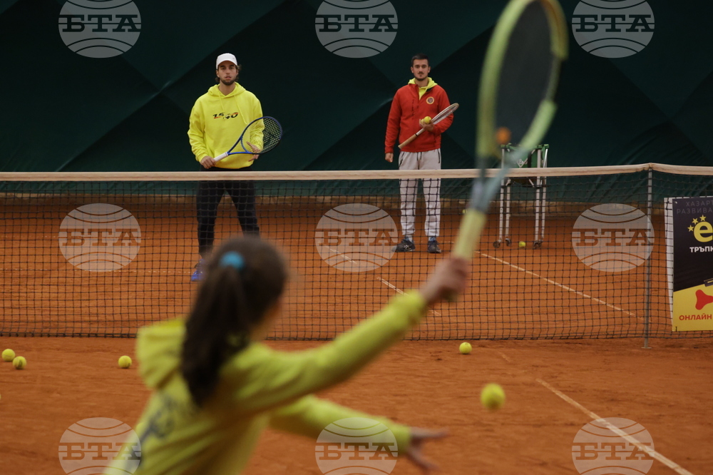 Тенис - Адриан Андреев - открит урок