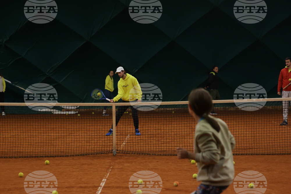 Тенис - Адриан Андреев - открит урок