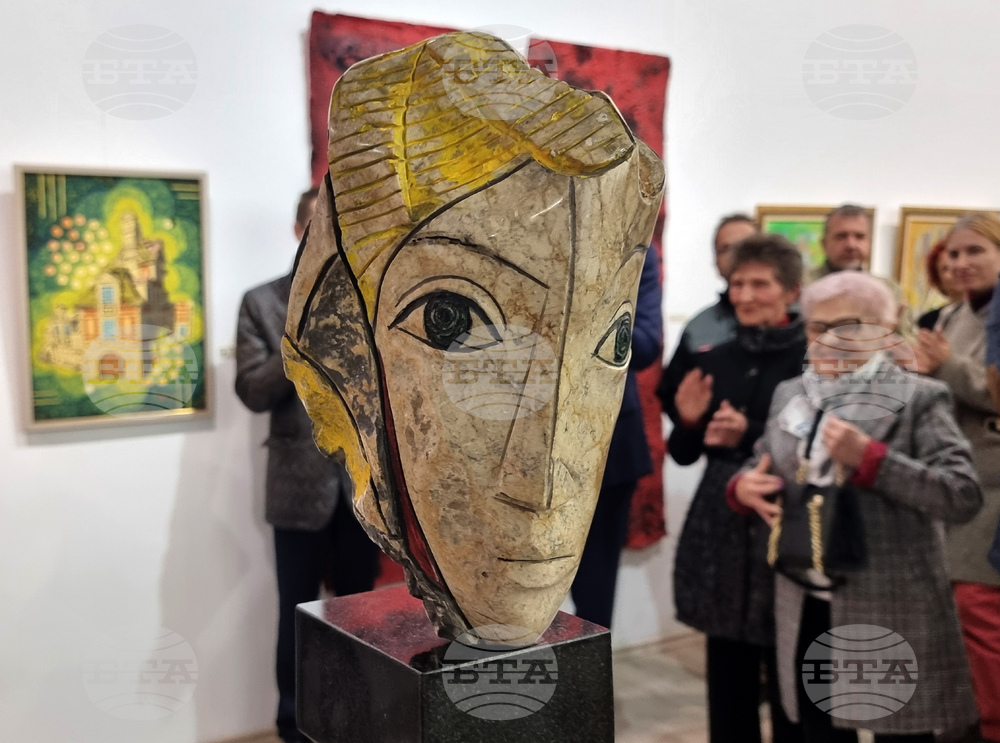 Плевен - Есенен салон - изложба - художници - награди