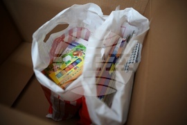 НХГ - бежанци - дарителски пункт