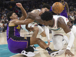 Lakers Grizzlies Basketball