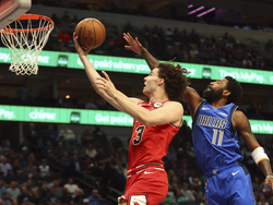 Bulls Mavericks Basketball