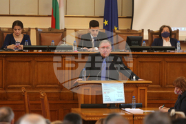 Парламент - Георги Михайлов - заседание 