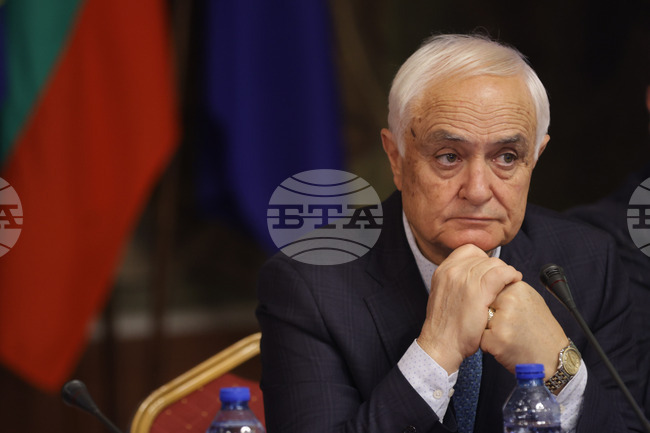 Minister Zapryanov Takes Part in Ukraine Defence Contact Group Meeting