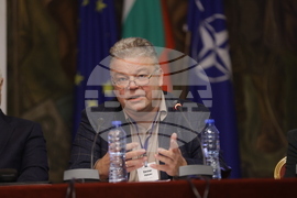 Форум - „Sofia Information Integrity“