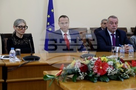 Министерство на транспорта и съобщенията - споразумение - подписване