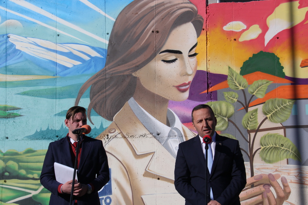 Министерство на външните работи: Открит бе първият арт графит от конкурса за улично изкуство на МВнР „България – по-красива в НАТО“