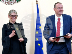 Министерство на транспорта и съобщенията - споразумение - подписване