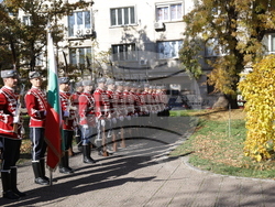 Мавзолей-гробница на княз Александър I Батенберг - полагане на венци