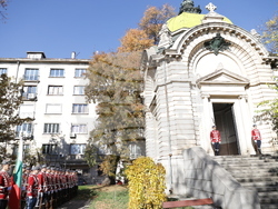 Мавзолей-гробница на княз Александър I Батенберг - полагане на венци