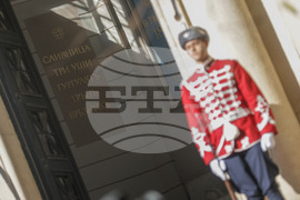 Мавзолей-гробница на княз Александър I Батенберг - полагане на венци