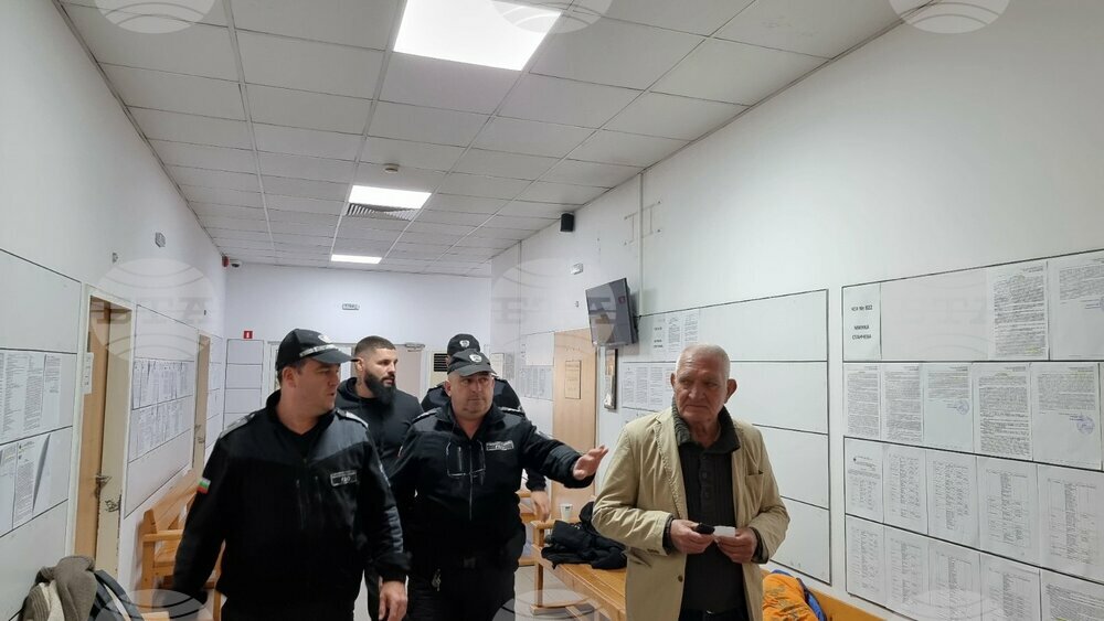 Втори ден Пловдивският районен съд заседава по делото "Дебора"