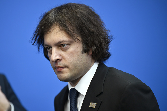 Новият парламент на Грузия гласува доверие на досегашния премиер Иракли Кобахидзе на фона на бойкот от опозицията
