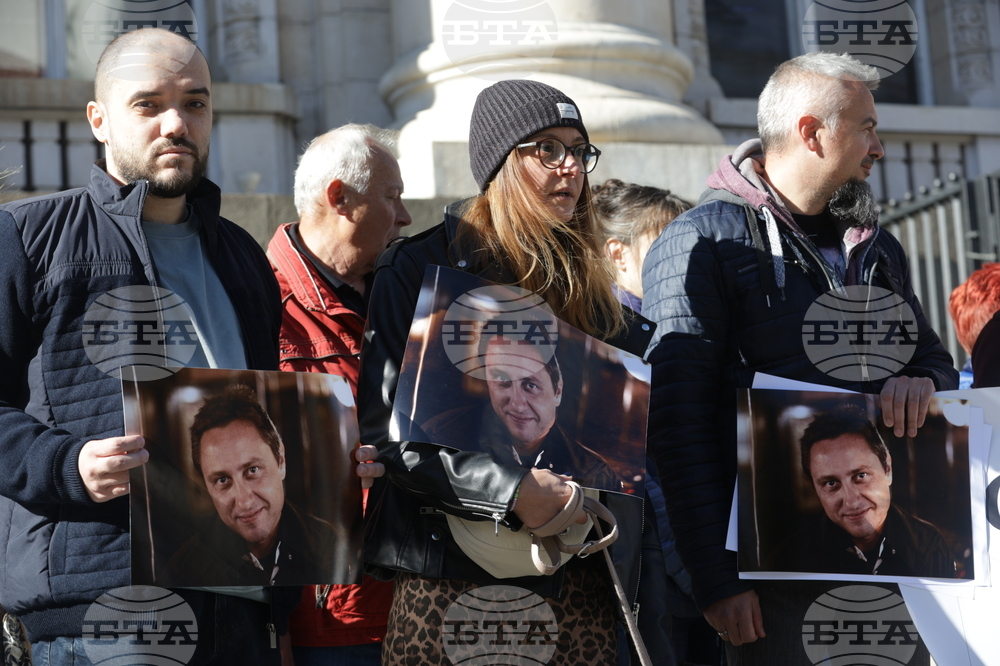 Пейо Пеев - близки - протест