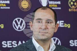 Футбол - жребий - осминафинали