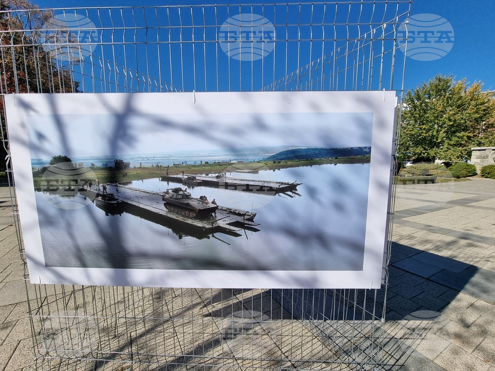 Сливен - „Сухопътни войски - ние сме там, където има нужда от нас“ - изложба