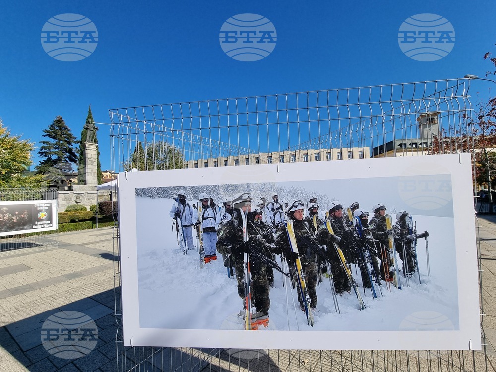 Сливен - „Сухопътни войски - ние сме там, където има нужда от нас“ - изложба