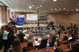 Агенция "Митници" - Национална агенция за приходите - кампания "Не сте сами"