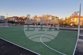 Търговище - Второ Средно училище „Проф. Никола Маринов“ - нова спортна площадка