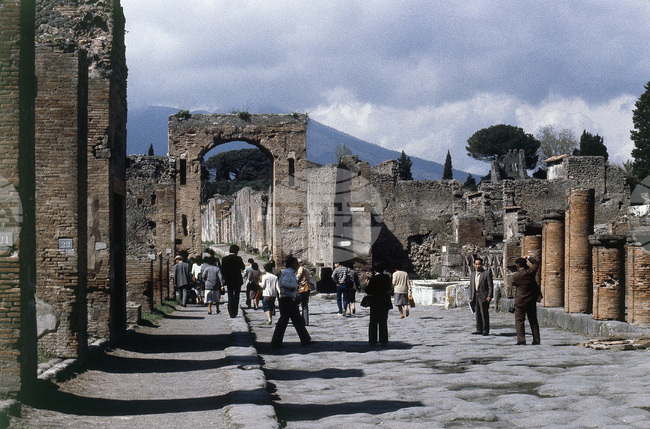 Шотландски турист e обвинен в опит за кражба на артефакти от древния Помпей