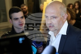 Народен театър “Иван Вазов”- протест