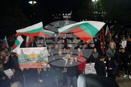 Народен театър “Иван Вазов”- протест