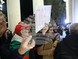 Народен театър “Иван Вазов”- протест