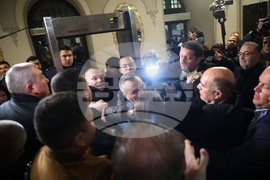 Народен театър “Иван Вазов”- протест