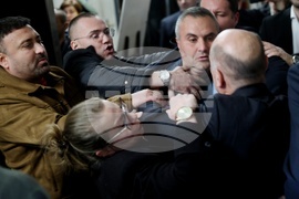 Народен театър “Иван Вазов”- протест