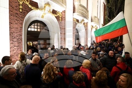 Народен театър “Иван Вазов”- протест