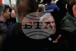 Народен театър “Иван Вазов”- протест